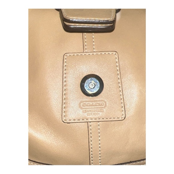 Vintage Coach Tan Satchel with Elegant Design Excellent Condition - Picture 6 of 7